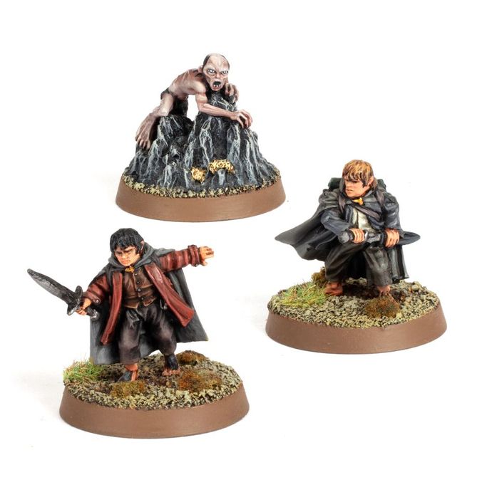 Lord of the Rings - Middle Earth - Frodo Baggins, Samwise Gamgee, and Gollum in Emyn Muil