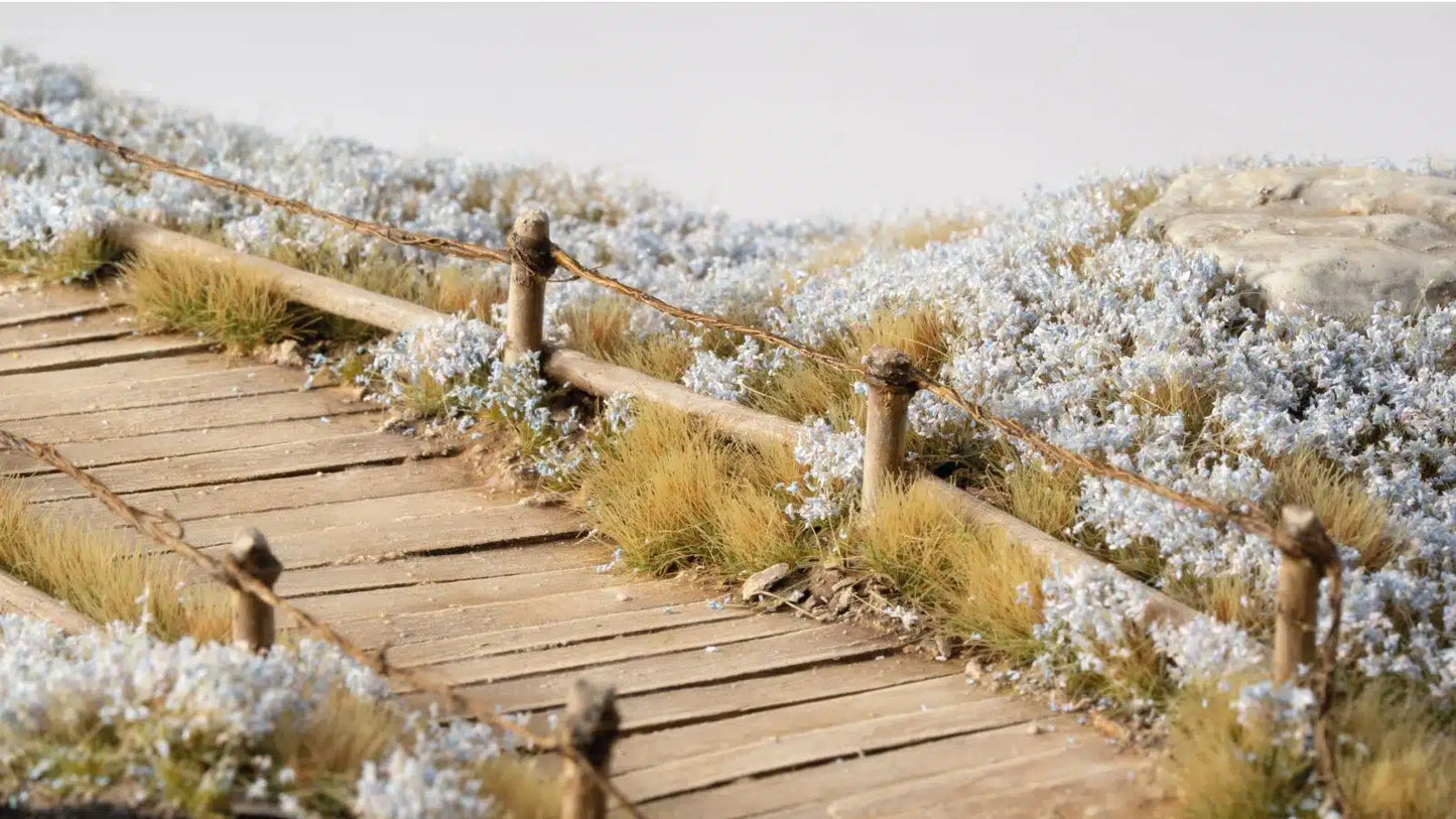 Gamers Grass: Light Blue Lilac Flower Tufts