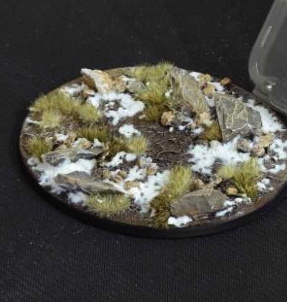 Gamers Grass - Winter Battle Ready Base (Oval 120mm)