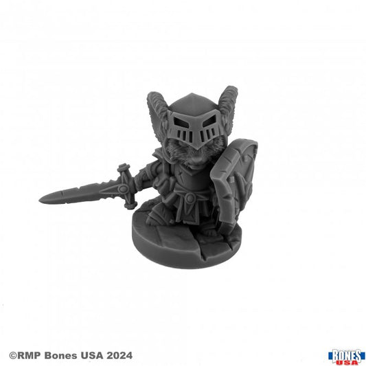 MOUSLING, KNIGHT OF THE FLAME WYRM ON FOOT