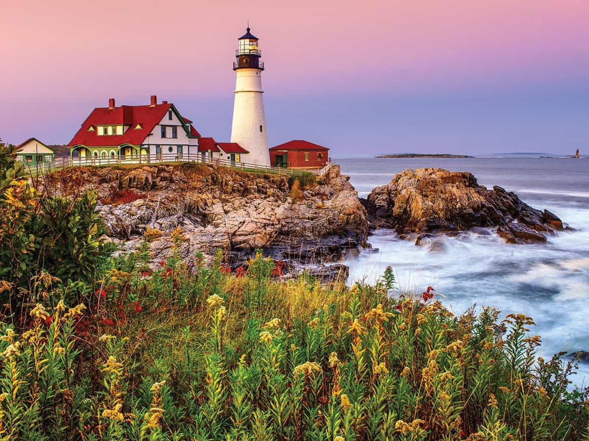 White Mountain Puzzle - Maine Lighthouse