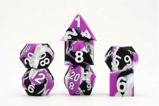 FanRoll- Sharp Edge Silicone Rubber Dice Set: Asexual Pride