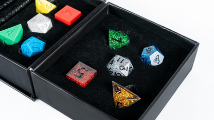 D&D 50th Anniversary Retro Holmes Replica and Modern Dice Set