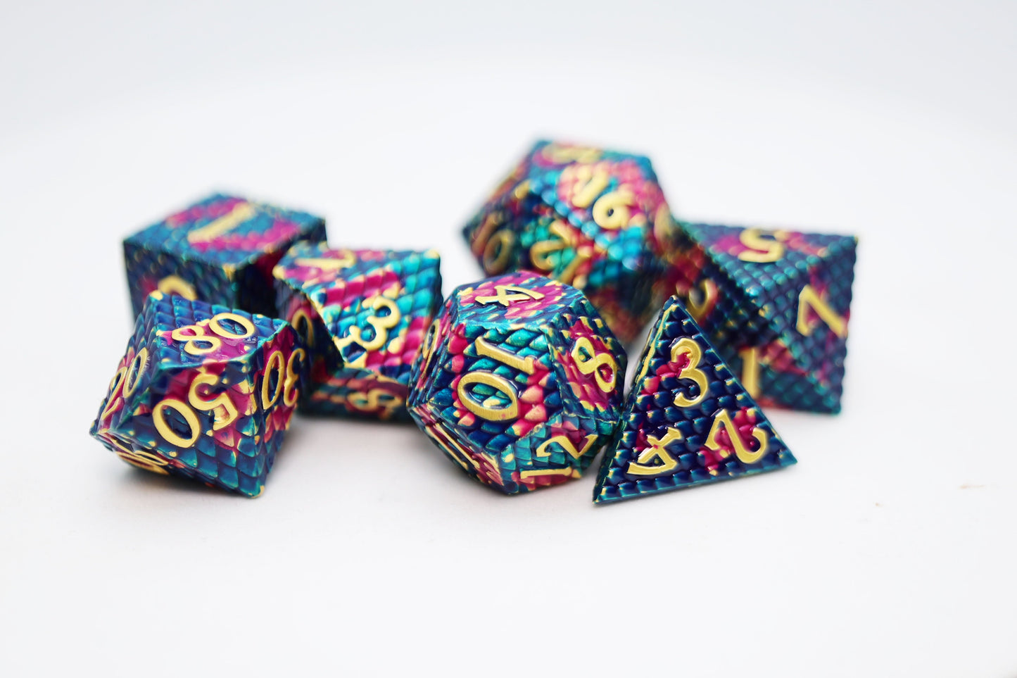 Foam Brain - Dragon Scale: Golden - Metal RPG Dice Set