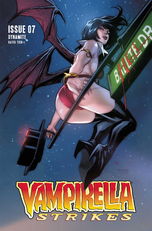 Vampirella Strikes #7 Cover B Segovia