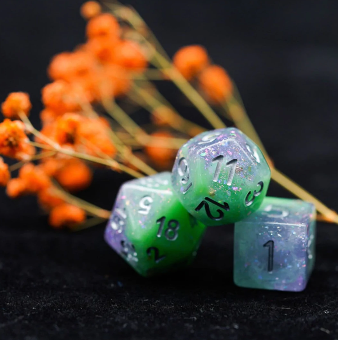 Foam Brain - Green & Purple Seabed Treasure Dice Set