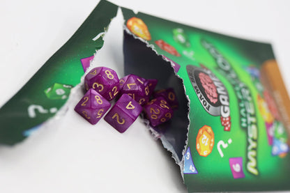 Foam Brain Games - MYSTERY LOOT: HALFLING DICE